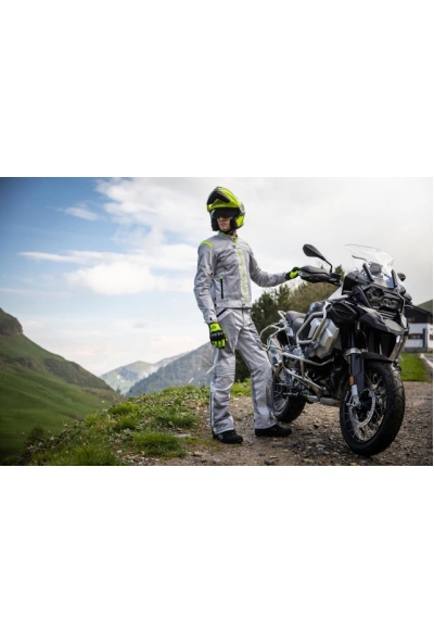 WHAT ARE THE TYPES OF MOTORCYKLES: THE COMPLETE GUIDE FOR BEGINNERS AND PROS