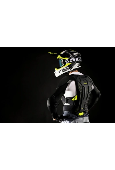 Complete guide to motocross protectors: materials, certifications, selection tips