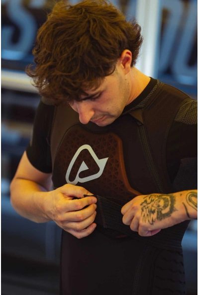 Protective vest: a piece of equipment you can't ride without - 4 tips for choosing the right one